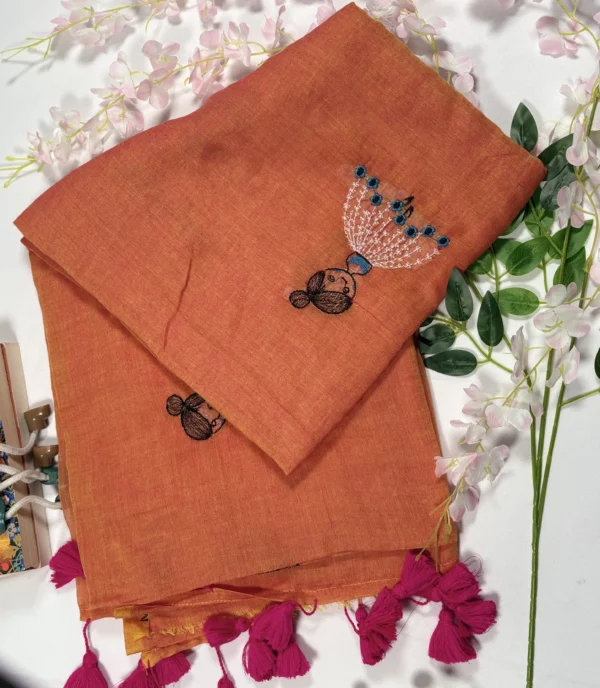rust brown mul/mal cotton kantha embroidered saree with tassels
